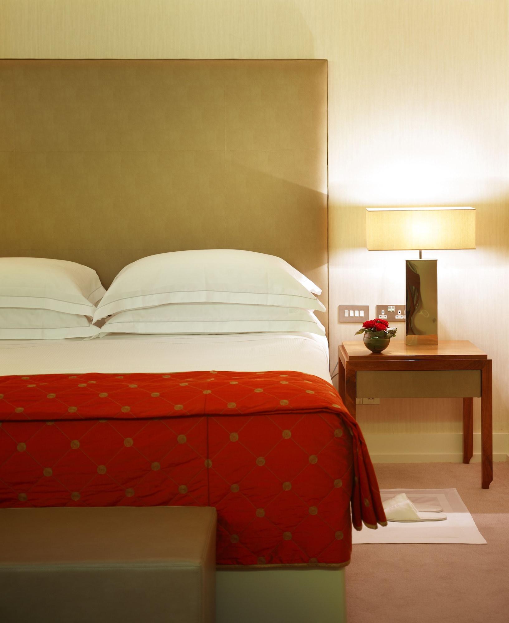 Aghadoe Heights Hotel & Spa Killarney Eksteriør bilde A bedroom at the hotel