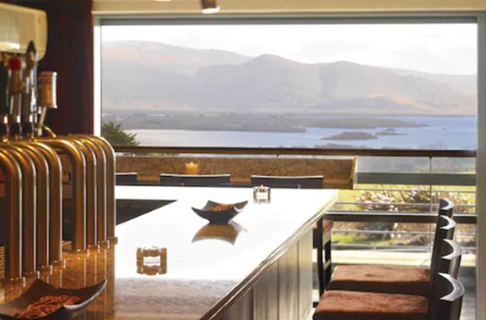 Aghadoe Heights Hotel & Spa Killarney Eksteriør bilde The bar at the 1887