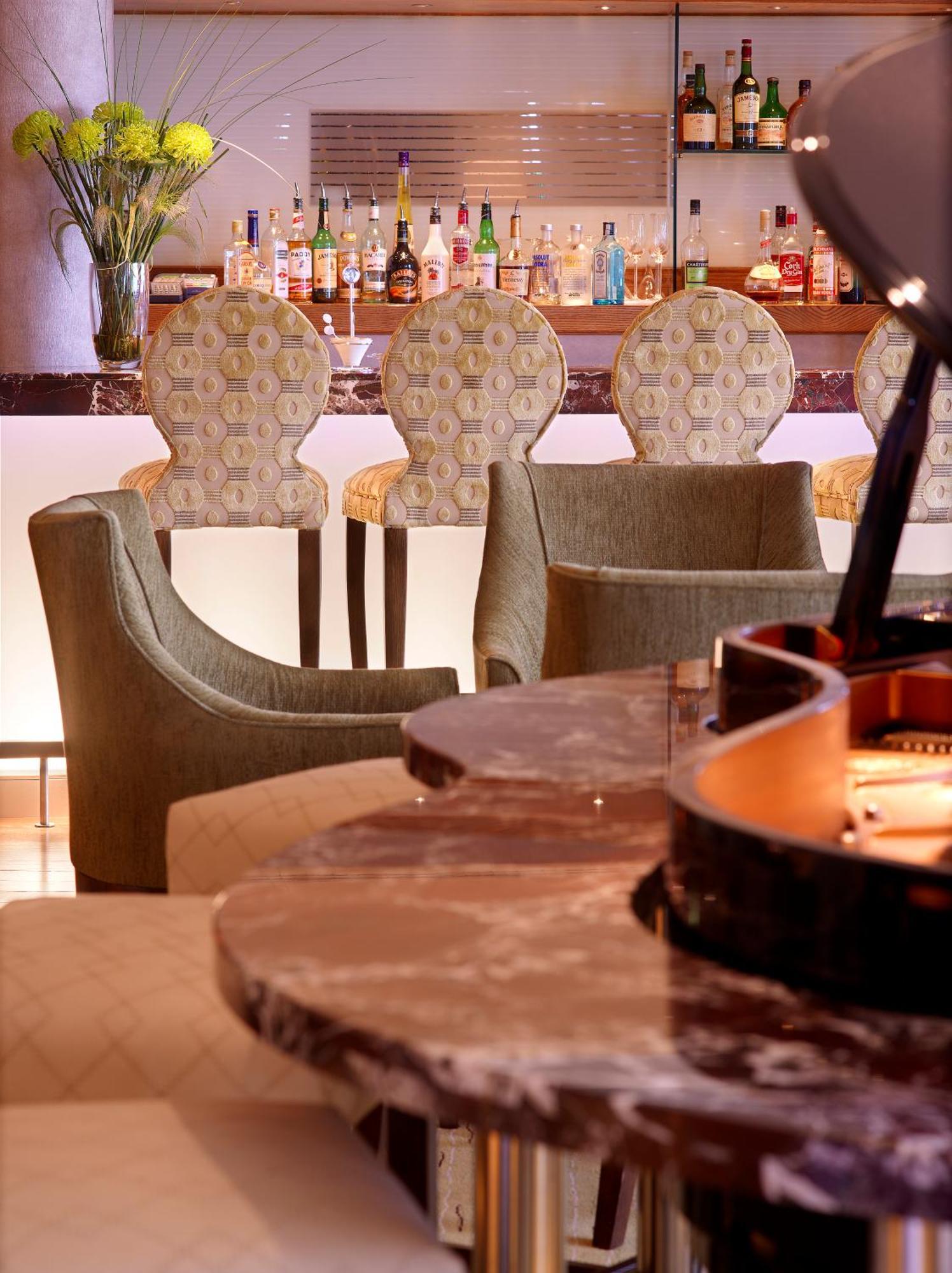 Aghadoe Heights Hotel & Spa Killarney Eksteriør bilde The bar at the hotel